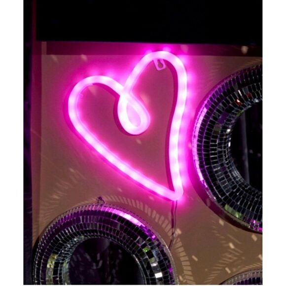 NEW Heart Neon Sign LED Wall Decor Lamp Girls Battery Operated - Picture 4 of 5